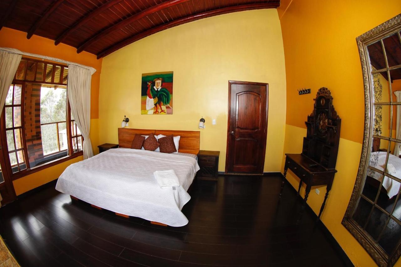Hosteria Loma Larga Каямбе Экстерьер фото