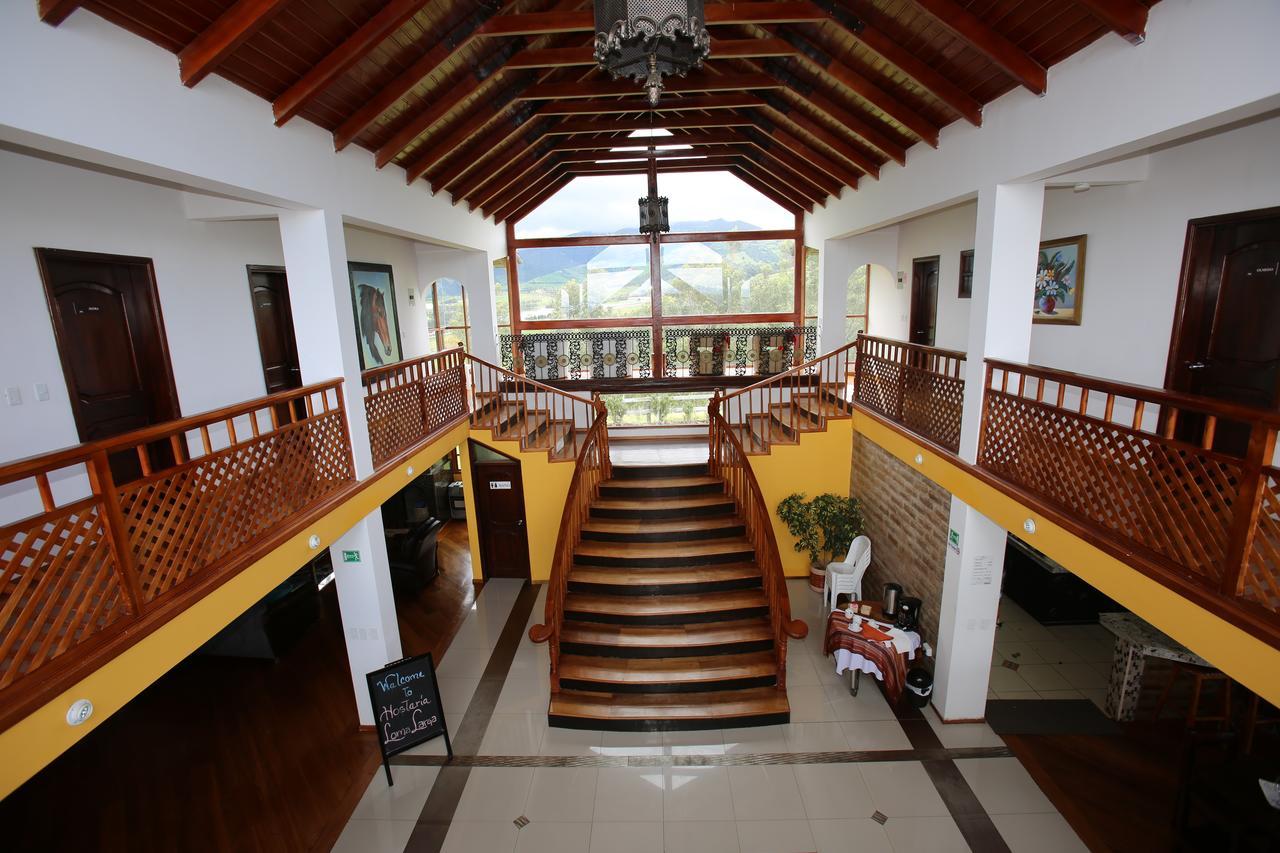 Hosteria Loma Larga Каямбе Экстерьер фото